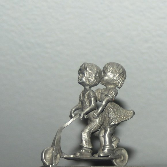 Meet your Posher, Grace - Picture 1 of 2